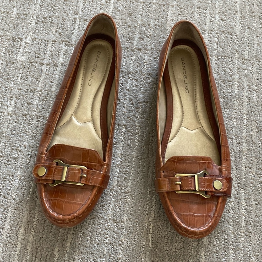 Bandolino loafers / flats